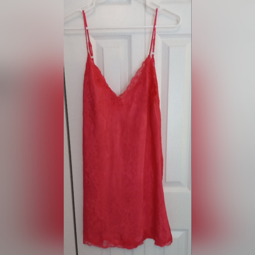 Victoria's Secret slip